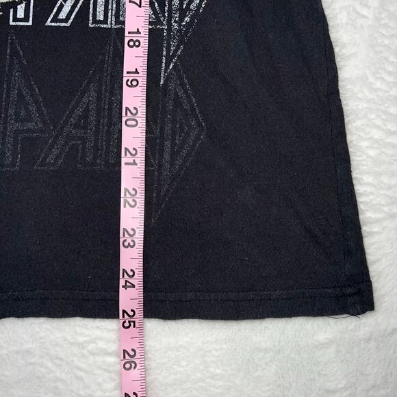 Black Def Leppard Graphic Short Sleeve T-Shirt Size Medium - Picture 5 of 6